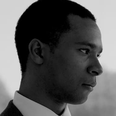 Headshot of Coray Montague-Sholay