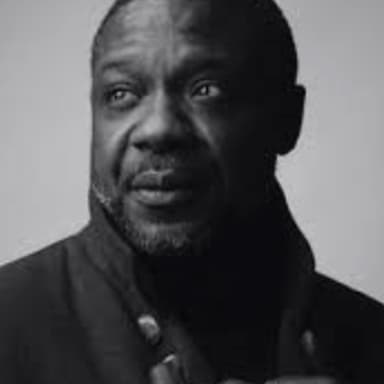 Headshot of Nicholas Beveney