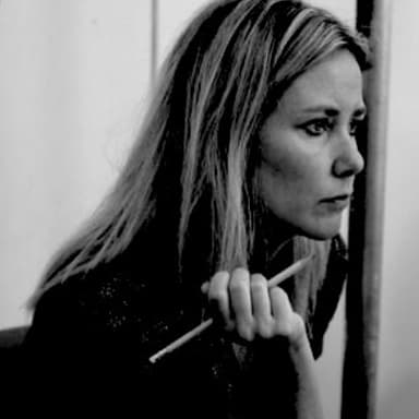 Headshot of Esther Baker